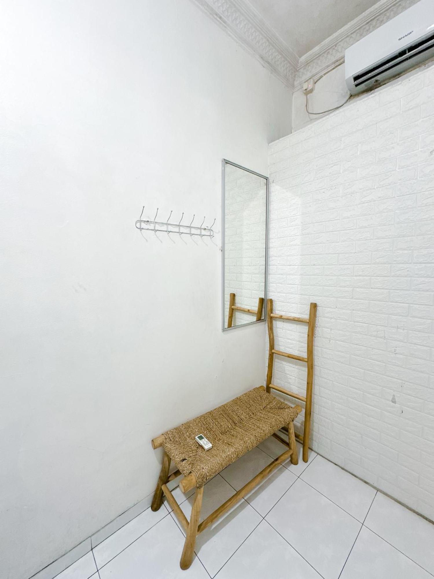Ostel By Ostic Hostel Bandung Luaran gambar
